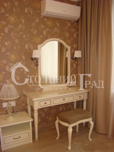 Первая аренда 4-к квартиры в тихом центре Киева - АН Стольный Град фото 11