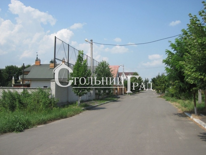 Sale of a land plot in Kryukovshchina in an elite building - Real Estate Stolny Grad photo 3