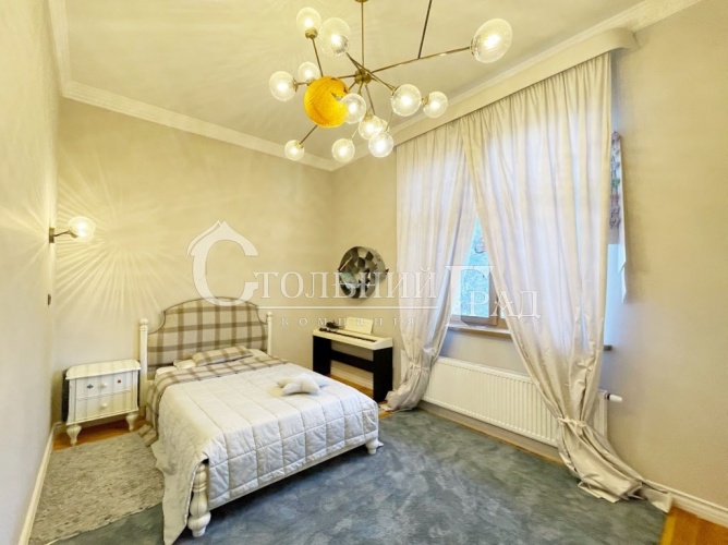 Rent a stylish fashion house for a family in Chabany, 5 km from Kyiv - Stolny Grad photo 8