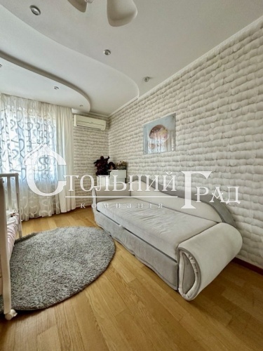 Sale of spacious 2-level apartment in the center of Kiev - AN Stolny Grad photo 10
