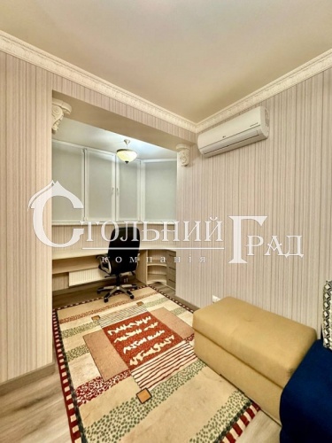 Sale 4-bedroom apartment with an excellent layout General Gennady Vorobyov St. - Stolny Grad photo 10
