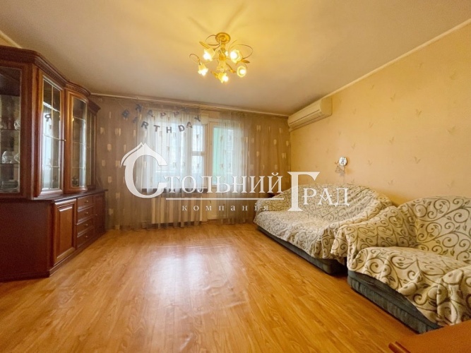 Comfortable 4-bedroom apartment for sale in Voskresenka - Stolny Grad photo 2