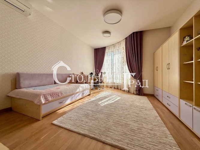 Family apartment for sale with 3 bedrooms near Volodymyrskyi market in Kiev - Stolny Grad photo 7