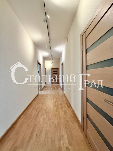 Family apartment for sale with 3 bedrooms near Volodymyrskyi market in Kiev - Stolny Grad photo 14