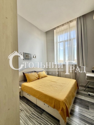 Rent a 3-room apartment in the quiet historic center of Kiev - Stolny Grad photo 2