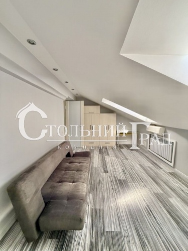 Rent a 3-room apartment in the quiet historic center of Kiev - Stolny Grad photo 9