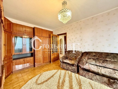 Spacious 3-room apartment for sale in Troieshchyna opposite Festivalny - Stolny Grad photo 1