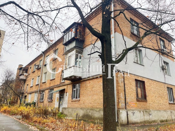 Продаж великої 1-кімнатної квартири біля метро Дорогожичі - АН Стольний Град фото 1