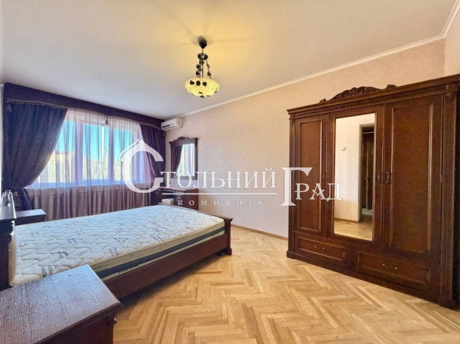 Оренда просторої сімейної 3-кімнатної квартири на Печерській площі — АН «Стольний Град» фото 12