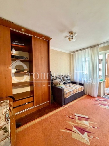 Two-room flat with en-suite bathroom for sale in a family-style residence in Kyiv – Stolny Grad Estate Agency photo 3