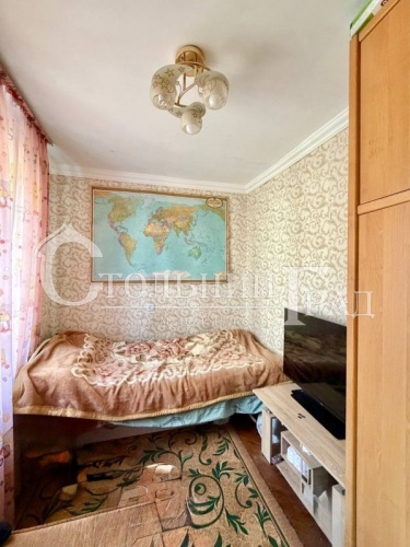 Two-room flat with en-suite bathroom for sale in a family-style residence in Kyiv – Stolny Grad Estate Agency photo 6