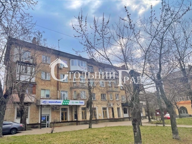 Продаж 2-к квартири на Дарницькій площі - АН Стольний Град фото 1