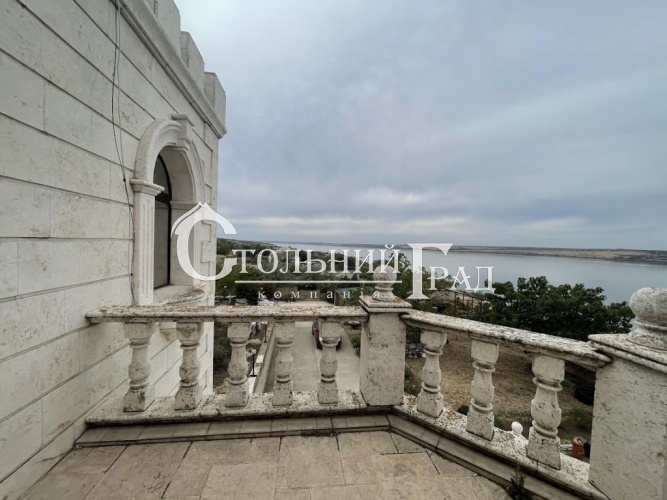Villa for sale on the shore of the Khadzhibeyevsky Estuary - Stolny Grad Real Estate Agency photo 8