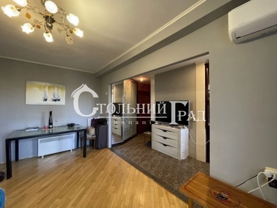 2-Bedroom Apartment for Sale in Rusanovka - Stolny Grad Real Estate Agency photo 1