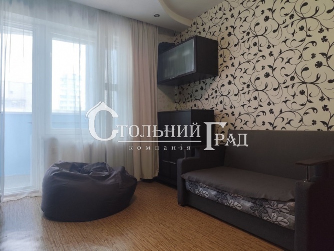 1-Bedroom Apartment for Sale on Nikolai Bazhan Avenue - Stolny Grad Real Estate Agency photo 2