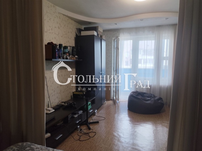 1-Bedroom Apartment for Sale on Nikolai Bazhan Avenue - Stolny Grad Real Estate Agency photo 3