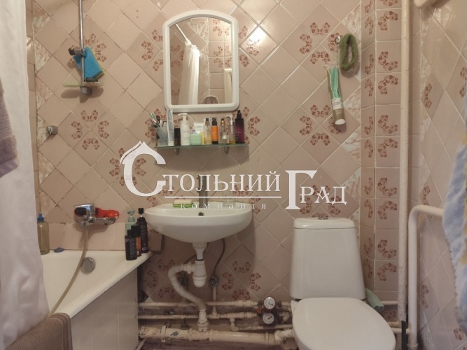 1-Bedroom Apartment for Sale on Nikolai Bazhan Avenue - Stolny Grad Real Estate Agency photo 7