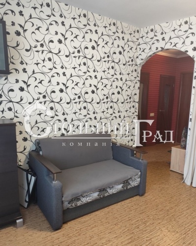 1-Bedroom Apartment for Sale on Nikolai Bazhan Avenue - Stolny Grad Real Estate Agency photo 4