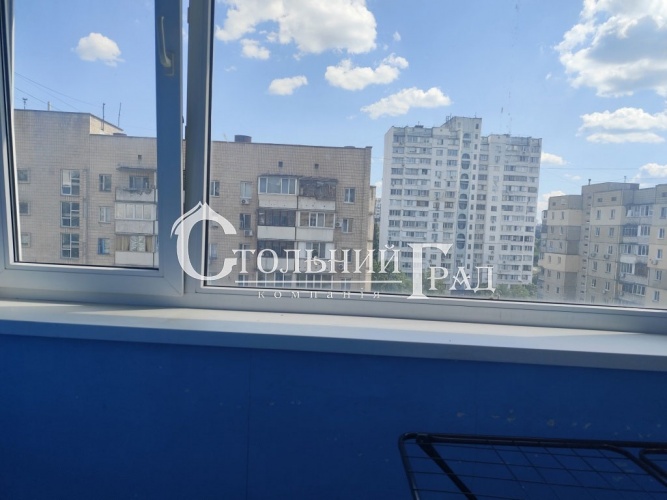 1-Bedroom Apartment for Sale on Nikolai Bazhan Avenue - Stolny Grad Real Estate Agency photo 9